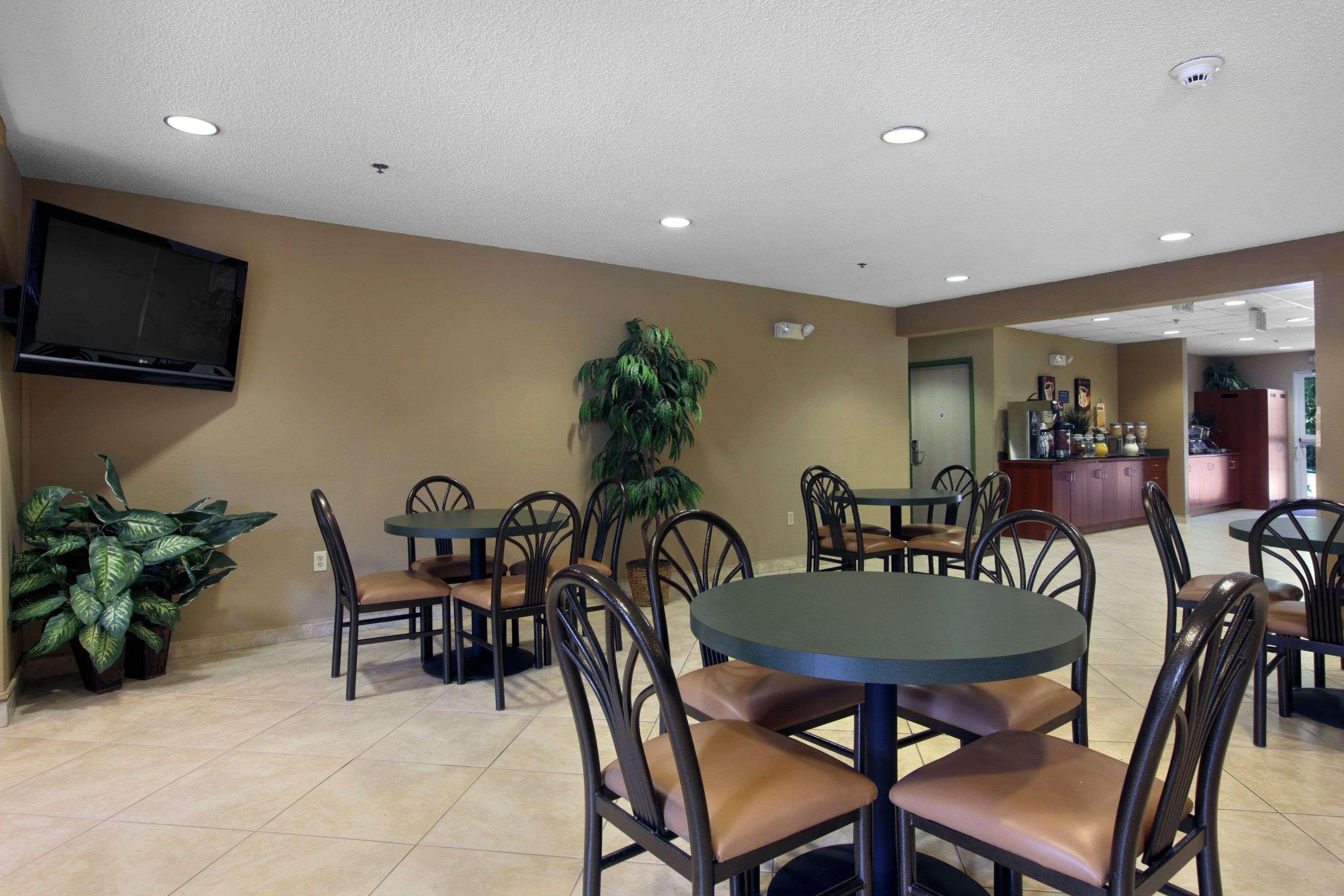 Microtel Inn & Suites By Wyndham Palm Coast I-95 מראה חיצוני תמונה