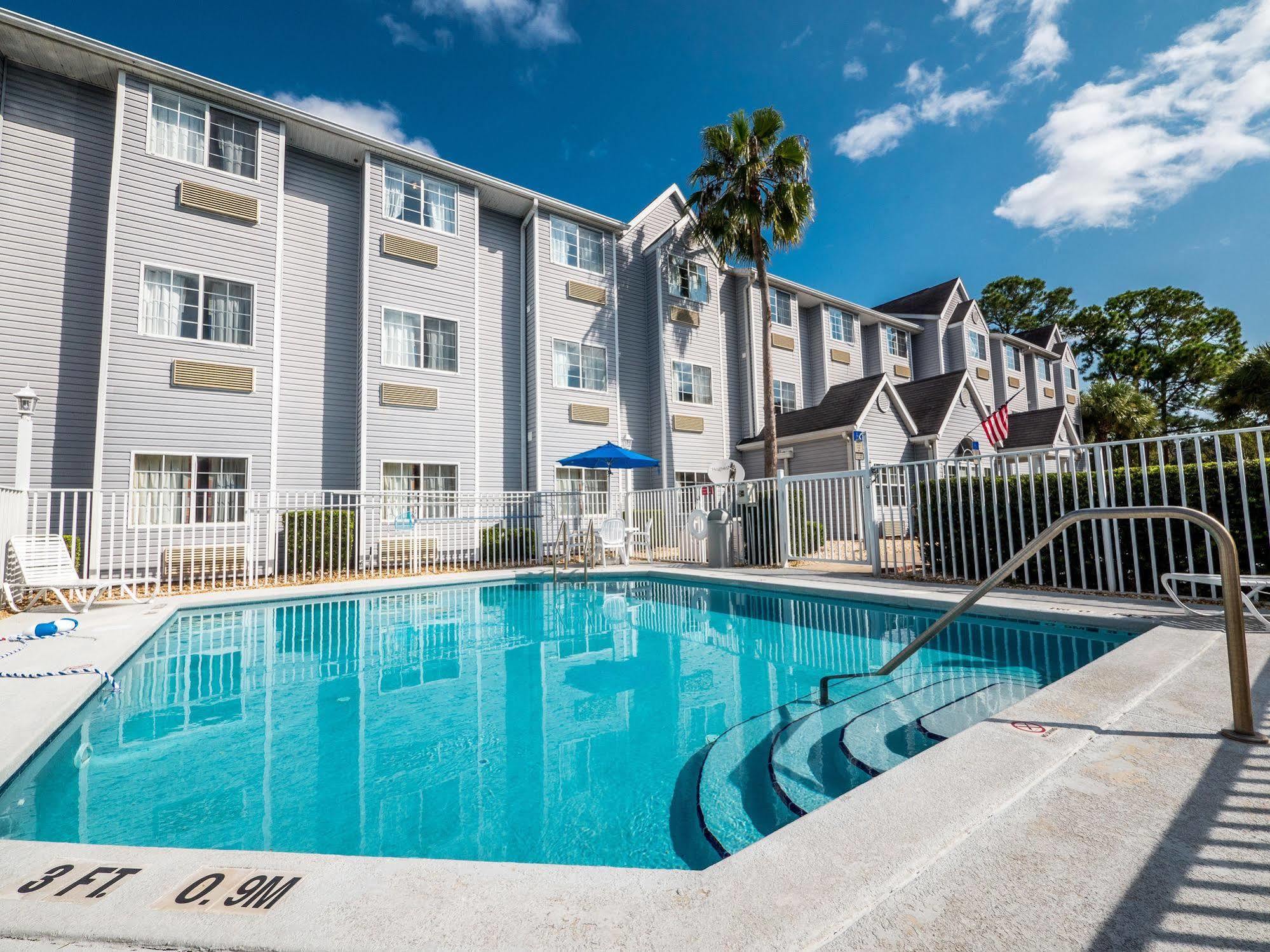 Microtel Inn & Suites By Wyndham Palm Coast I-95 מראה חיצוני תמונה